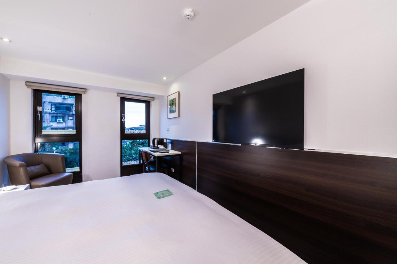Hub Hotel - Songshan Airport Branch Taipei Extérieur photo